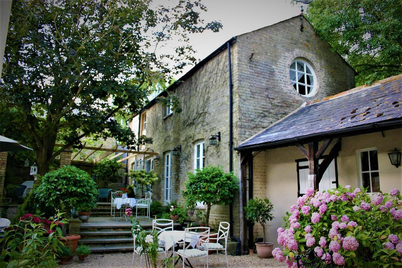 The Domek Ashwell Exterior photo